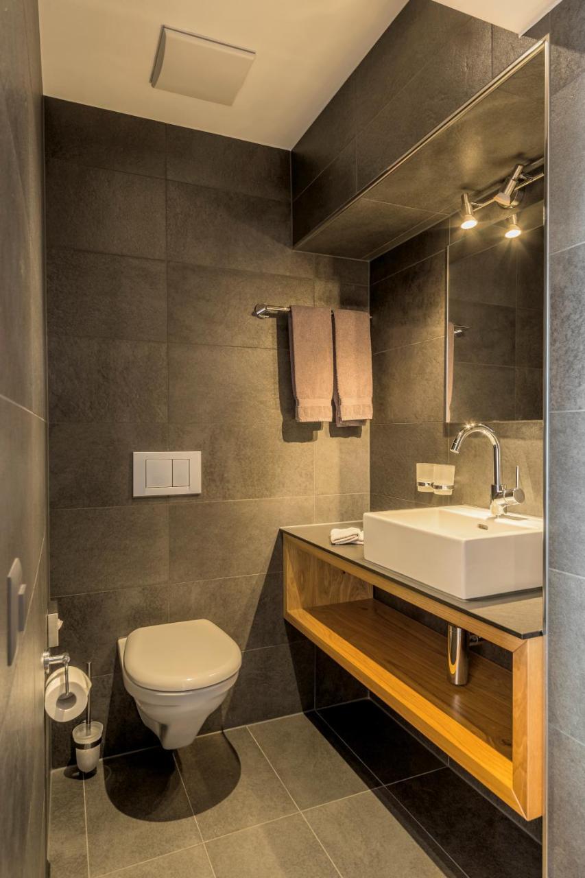Hotel Des Alpes Аделбоден Екстериор снимка