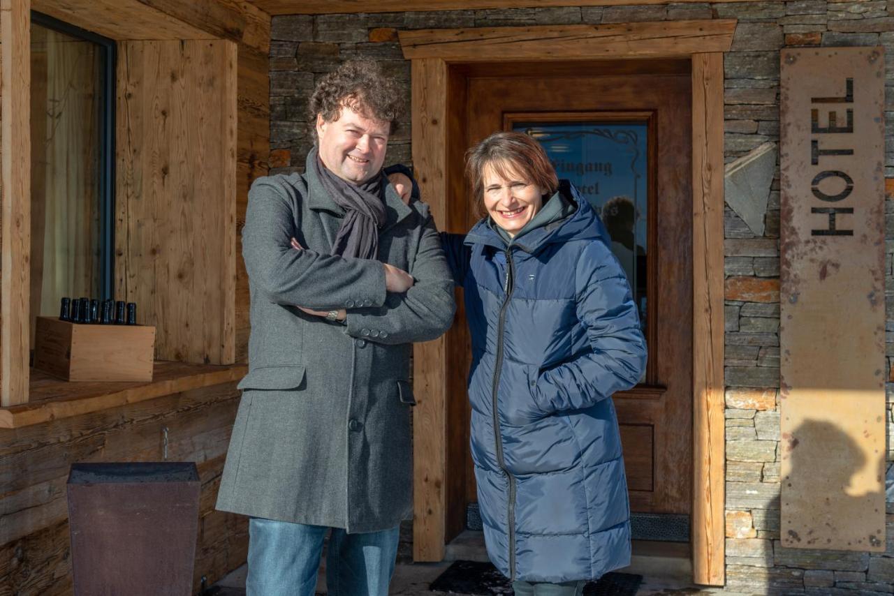 Hotel Des Alpes Аделбоден Екстериор снимка